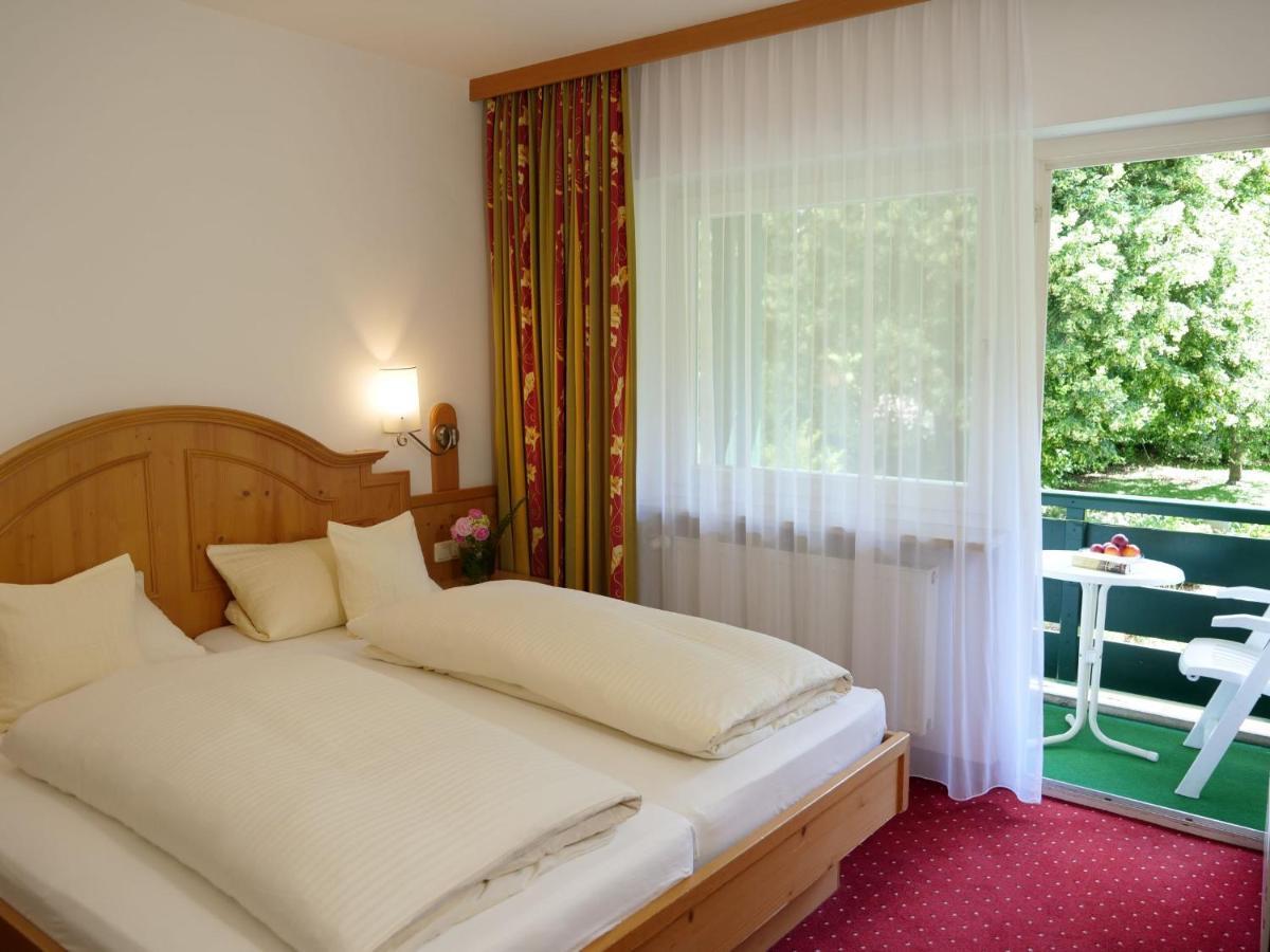 Hotel Garni Christl บัด กรีสบาค ภายนอก รูปภาพ